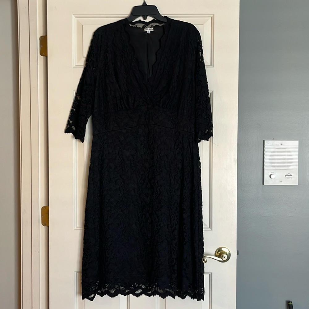 Lace midi dress 2x